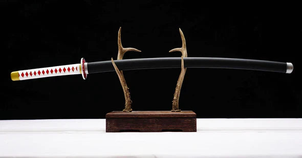 Katana-Tsuyuri-Demon-Slayer